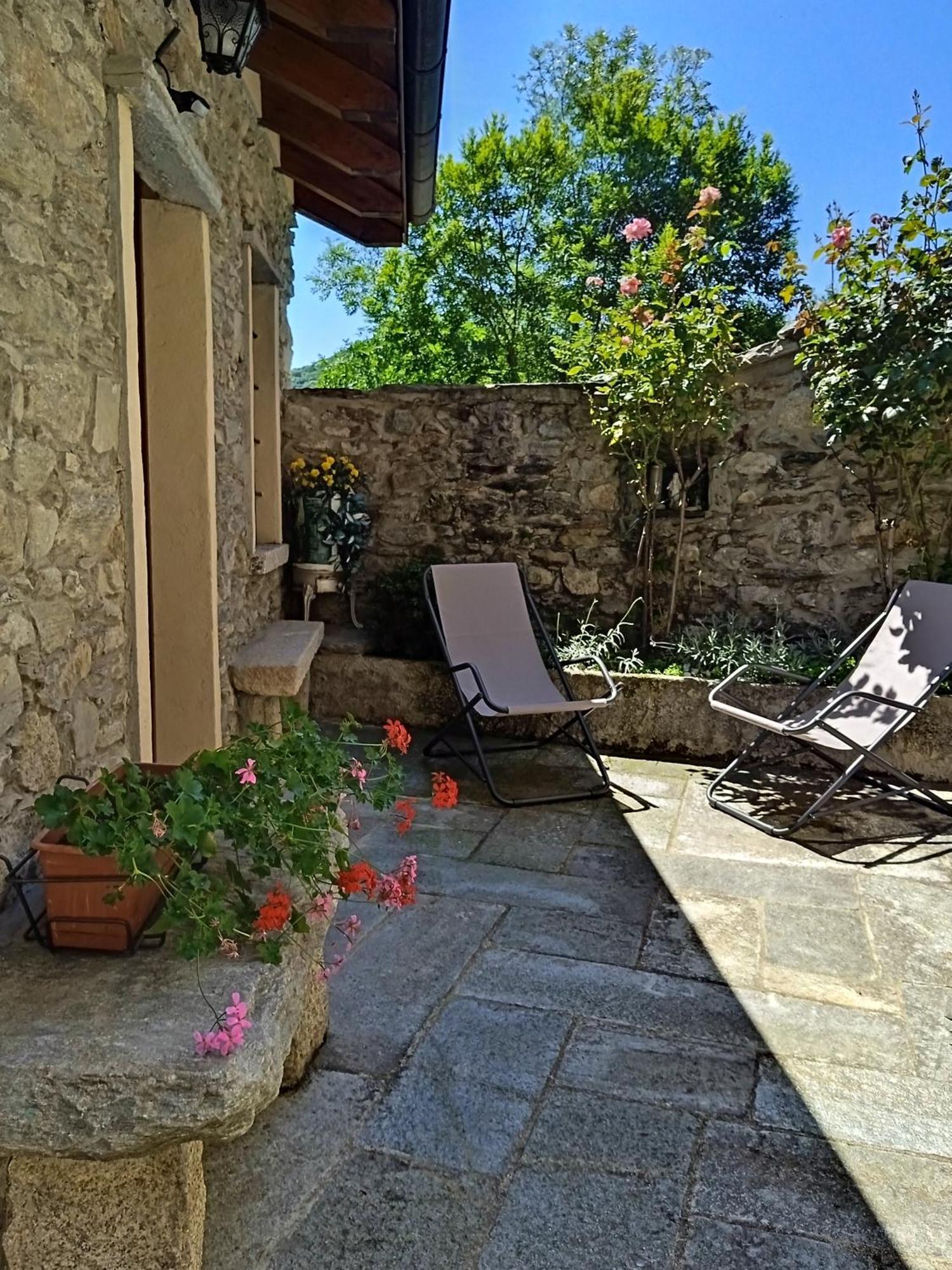 Casa Elisa Affittacamere Armeno Exterior foto